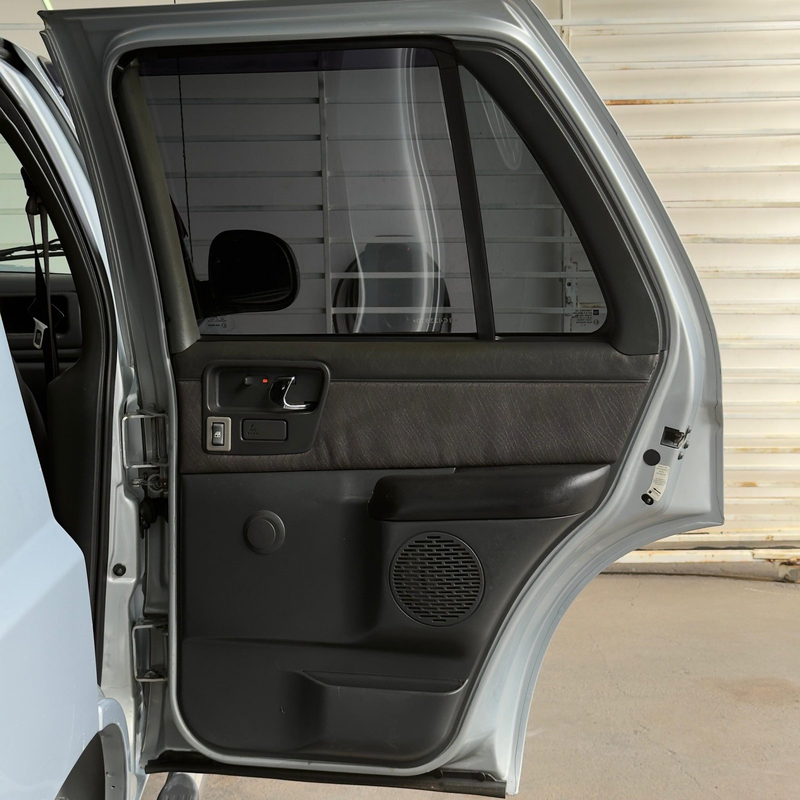 WhatsApp Image 2025-11-15 at 10.03.33