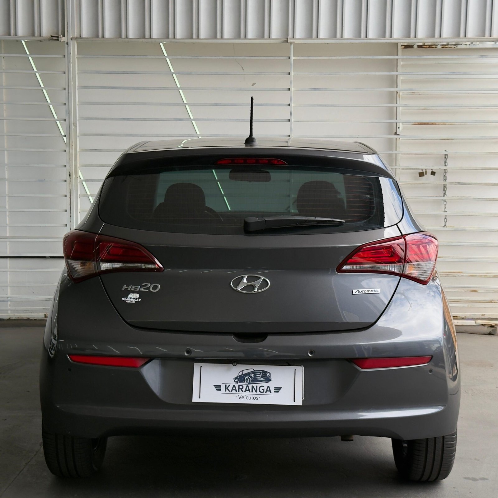 WhatsApp Image 2025-12-05 at 11.59.00