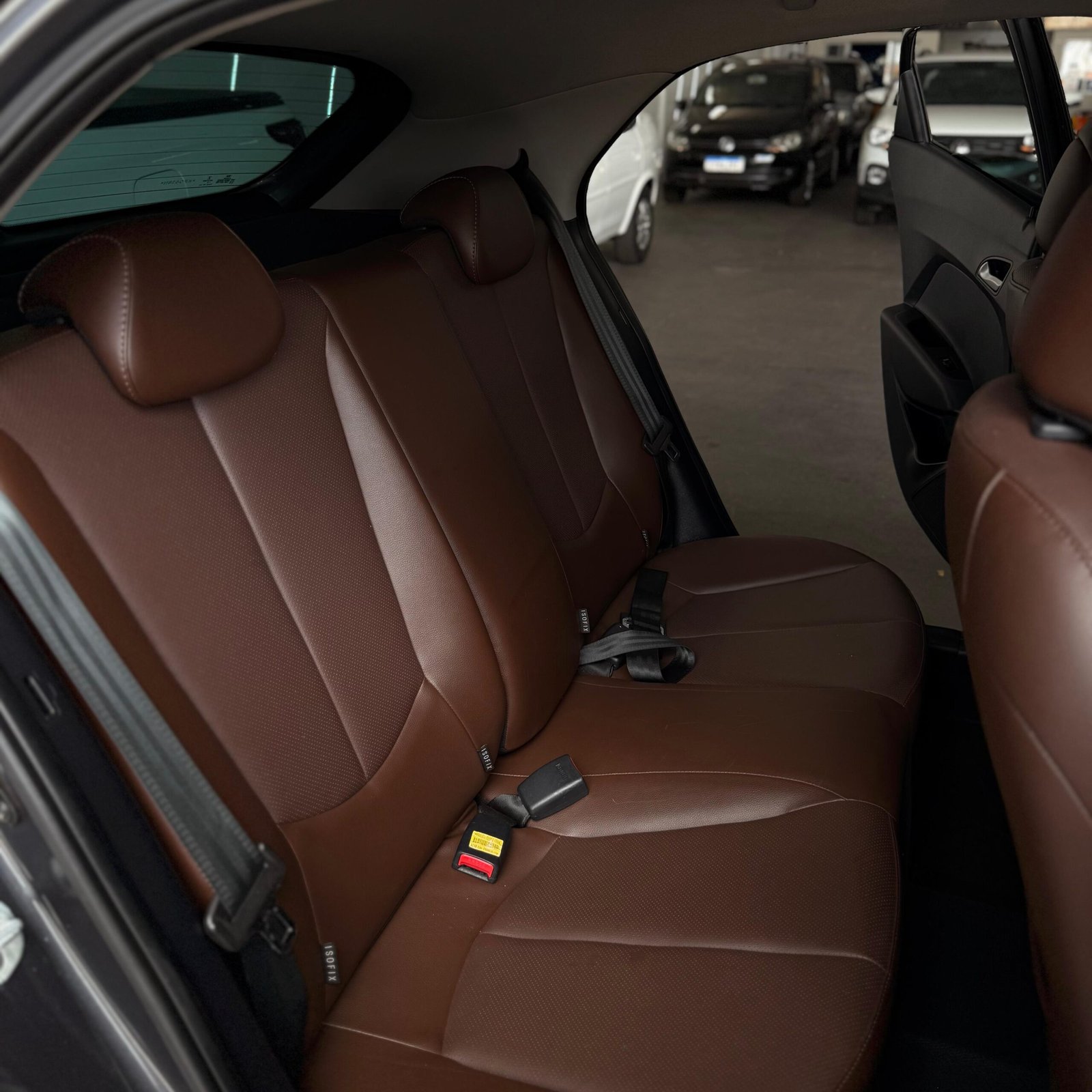 WhatsApp Image 2025-12-05 at 11.59.02 (1)