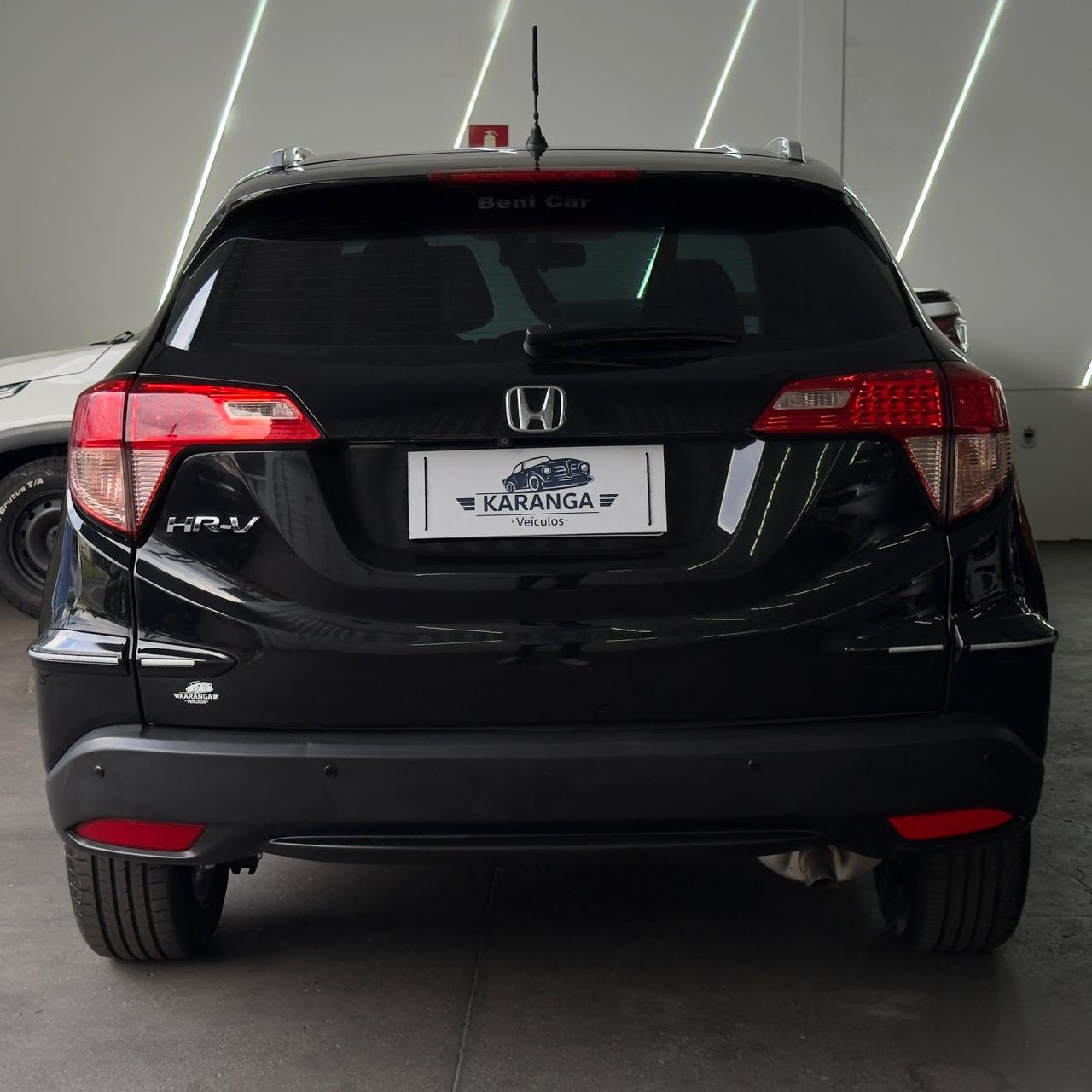 WhatsApp Image 2025-12-01 at 20.14.53 (1)